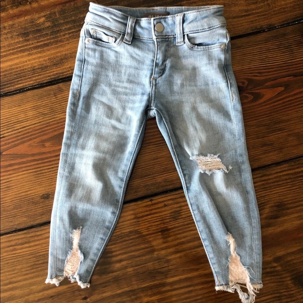 DL1961 toddler destructed jeans 2t